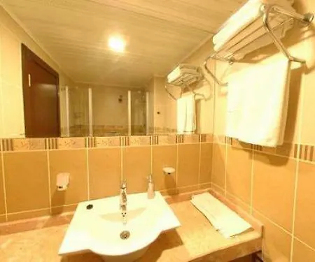 Hotel Club Arinna 3*